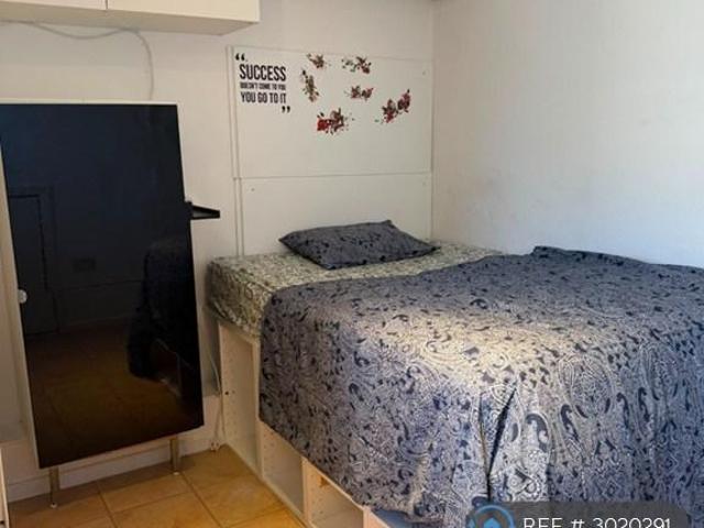 Room for rent in Greater London