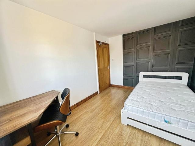 Room for rent in Chelmondiston, Suffolk