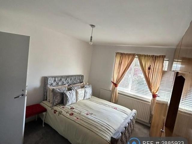 Room for rent in London Borough of Croydon, South Norwood