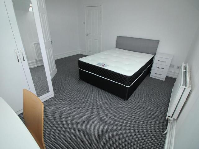 Room for rent in Waterloo, Great Crosby