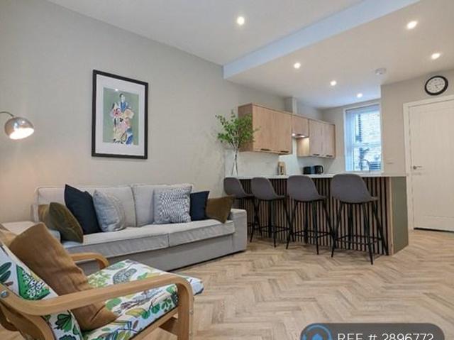 Room for rent in Hebden Royd, Mytholm