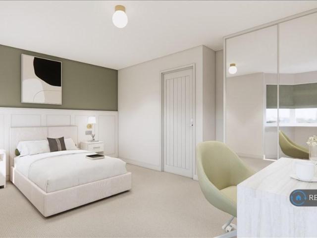 Room for rent in Orrell Park, Calderstones