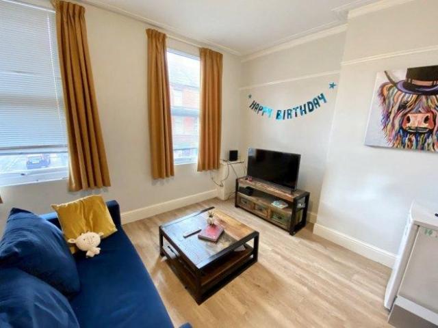 Room for rent in Calderstones