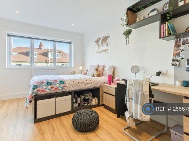 Room for rent in Huddersfield, West Yorkshire