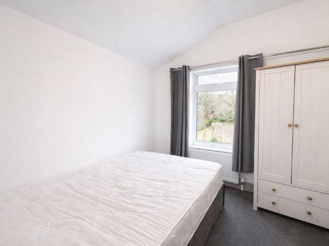 Room for rent in Troy Town, Rochester