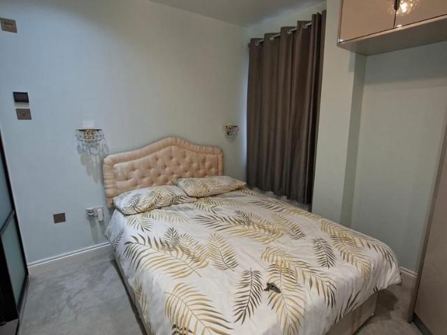 Room for rent in Whetstone, Greater London