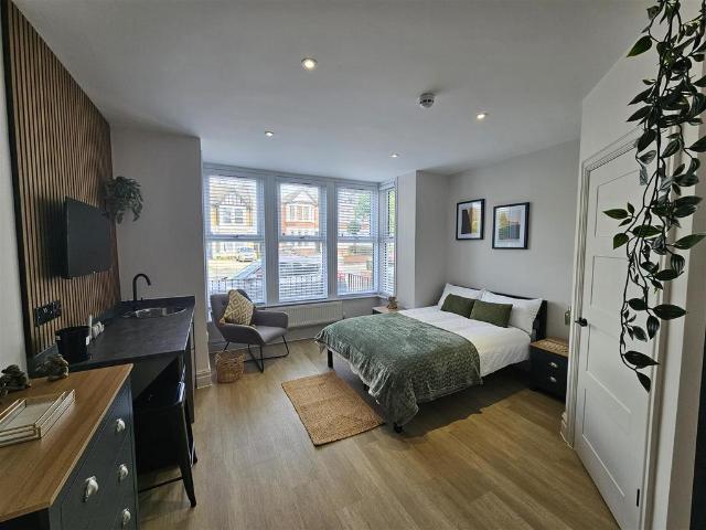 Room for rent in Alton Barnes, Essex