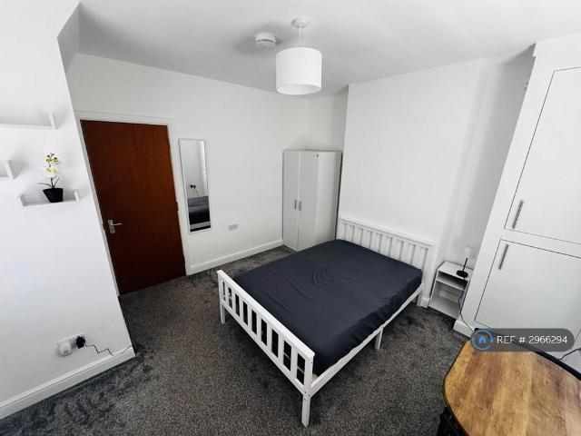 Room for rent in Elmton, East Midlands