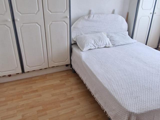 Room for rent in New Malden, Greater London