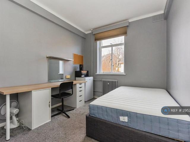 Room for rent in Moss Side, Georgia