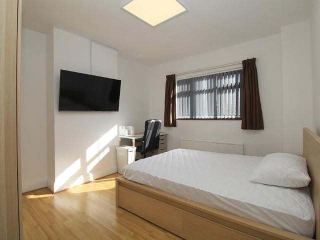 Room for rent in Elmfield, Leicestershire