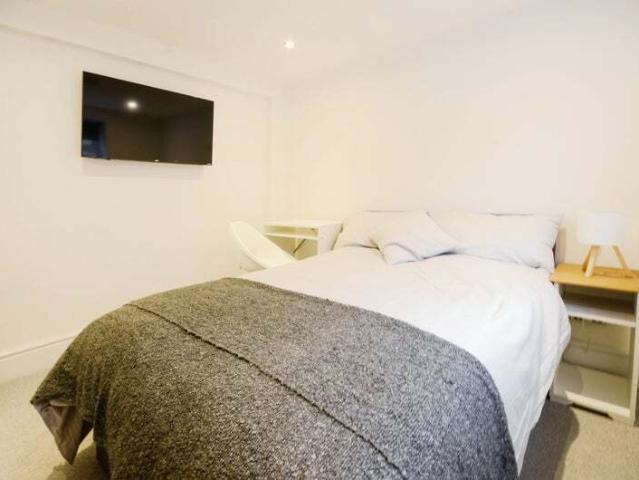 House for rent in Middlecroft, Hampshire