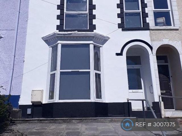 Room for rent in Nangreaves, Wales