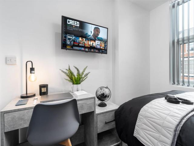 Room for rent in West Midlands