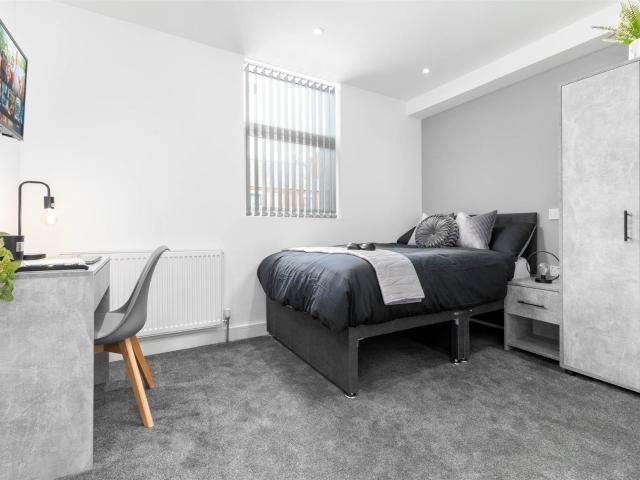 Room for rent in West Midlands