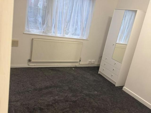 Room for rent in Haddon, East Midlands