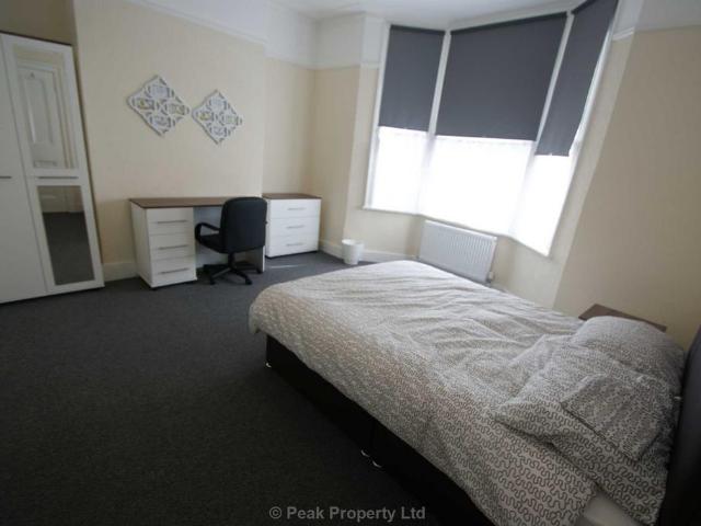 Room for rent in Southend City Centre Neighbourhood, Alton Barnes