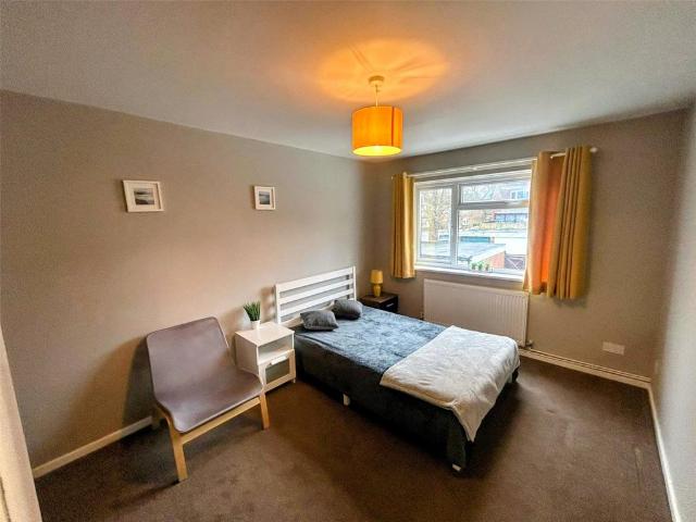 Room for rent in Stirchley, Telford