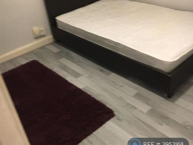 Room for rent in Southey, South Yorkshire