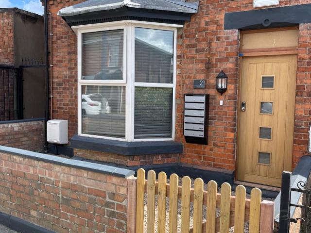 Room for rent in Staniland, Boston