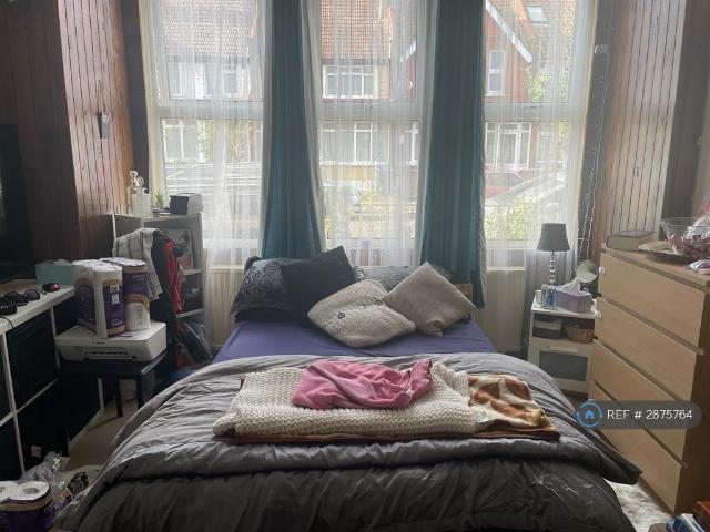 Room for rent in London Borough of Croydon, Thornton Heath