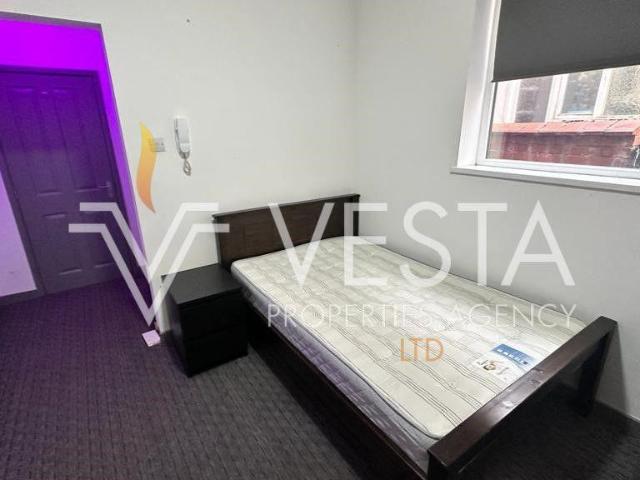 Room for rent in Cheylesmore, West Midlands