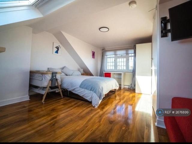 Room for rent in Whitton, Isle Of Man