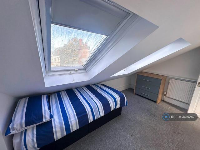 Room for rent in Gravelly Hill, West Midlands