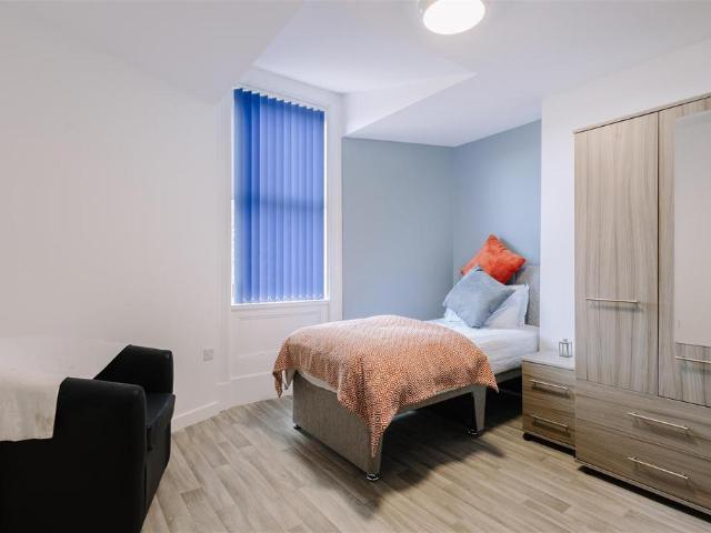 Room for rent in Old Town, Hull