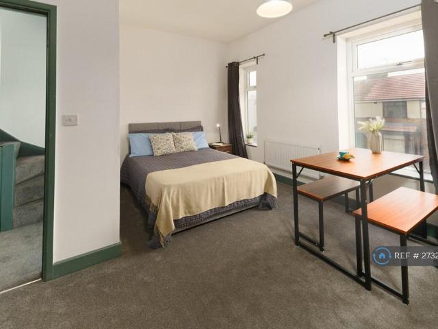 Room for rent in Newtown, Salford