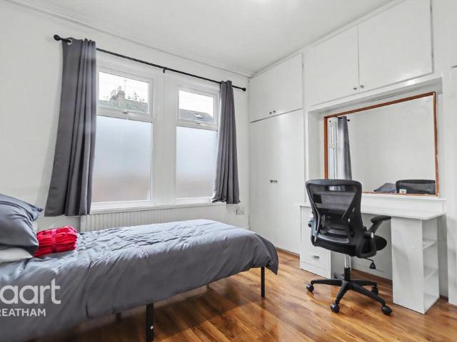 Room for rent in London Borough of Croydon, Thornton Heath