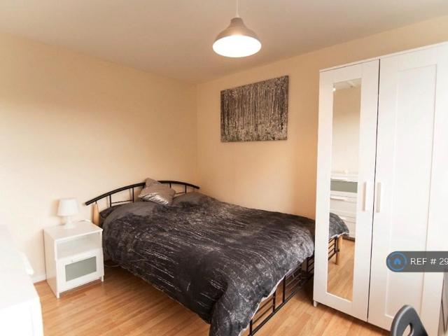 Room for rent in Spring Park, Luton