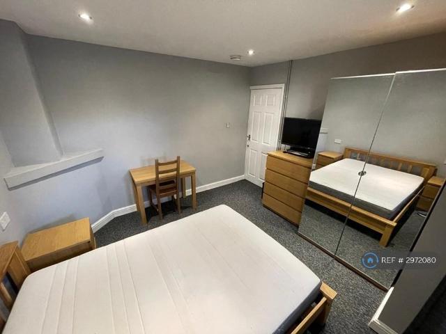 Room for rent in Buckinghamshire