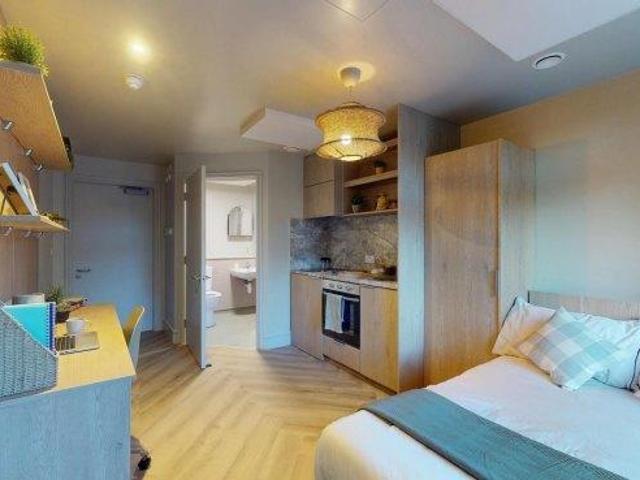 Room for rent in Elmfield, Leicestershire