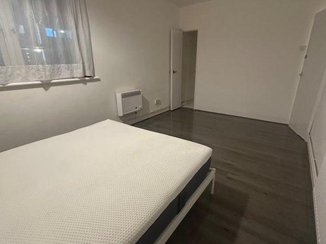 Room for rent in Glyndon, Plumstead