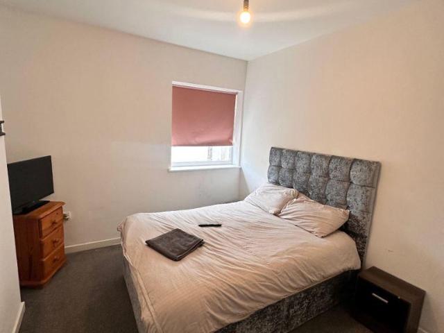 Room for rent in Calderstones