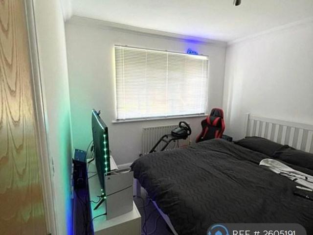 Room for rent in North Horsham, Horsham