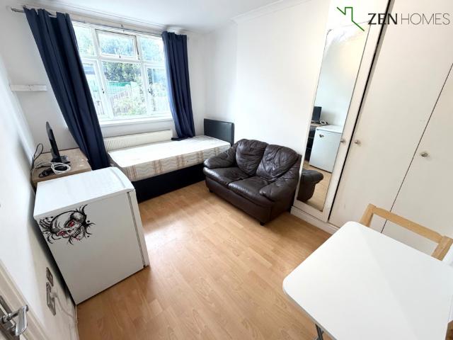 Room for rent in Edmonton, Isle Of Man