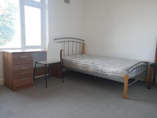 Room for rent in Haddon, East Midlands