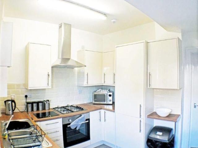 Room for rent in West Midlands