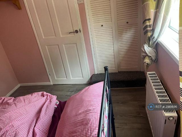 Room for rent in London Borough of Croydon, Selsdon