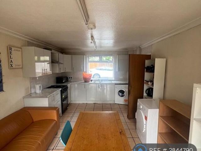 Room for rent in Selly Oak, Isle Of Man