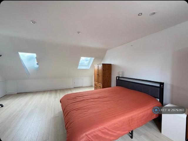 Room for rent in Greater London