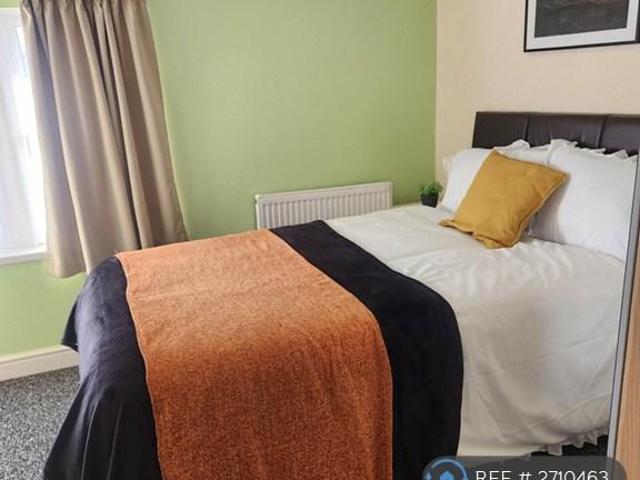 Room for rent in New Rossington, Isle Of Man