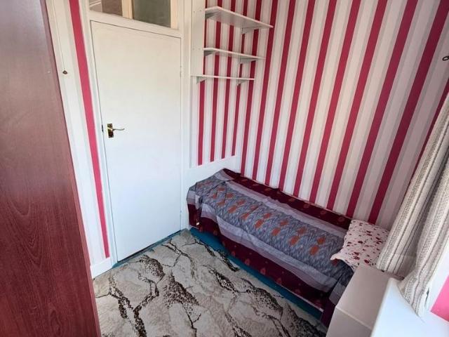 Room for rent in Gidea Park, Greater London