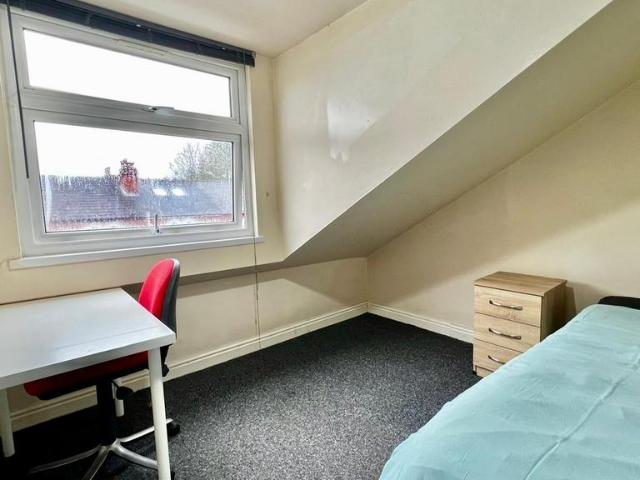 Room for rent in Stirchley, Isle Of Man