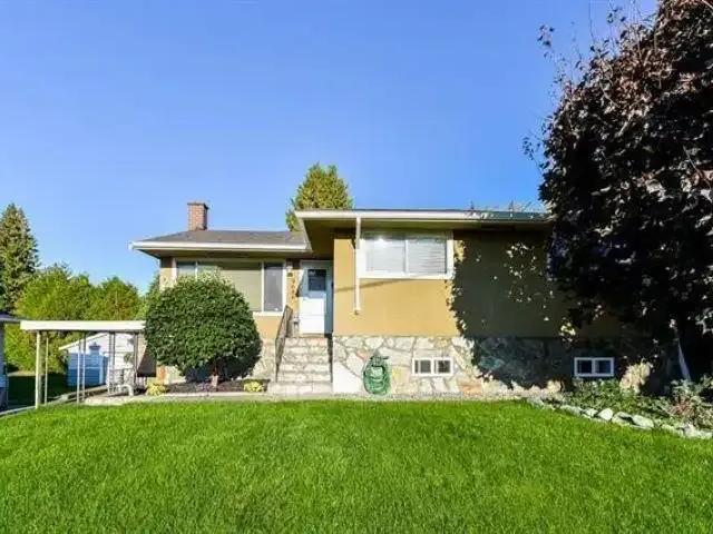 House for rent in Surrey, British Columbia