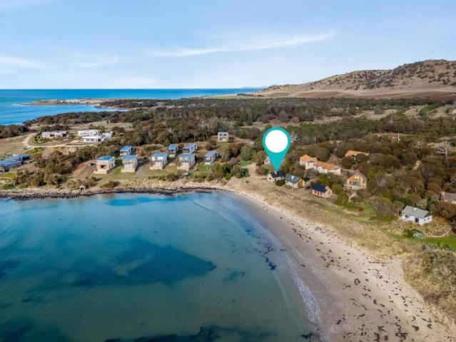 House for sale in Swansea, Glamorgan-Spring Bay