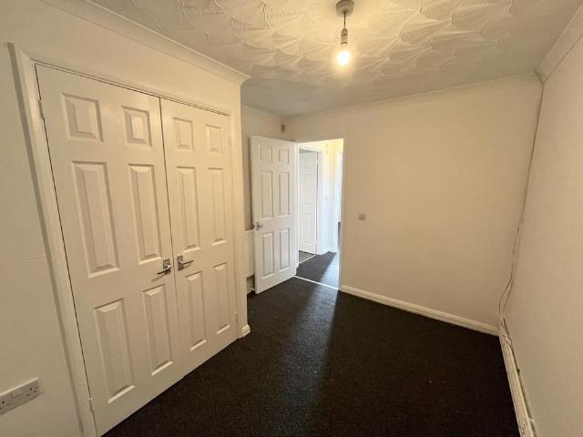 House for rent in Tonyrefail, Coedely