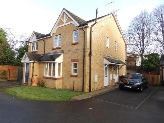 House for rent in High Field, York